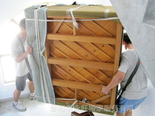 邵陽市永旺搬家服務有限公司,邵陽搬家服務,搬運鋼琴,拆裝家具